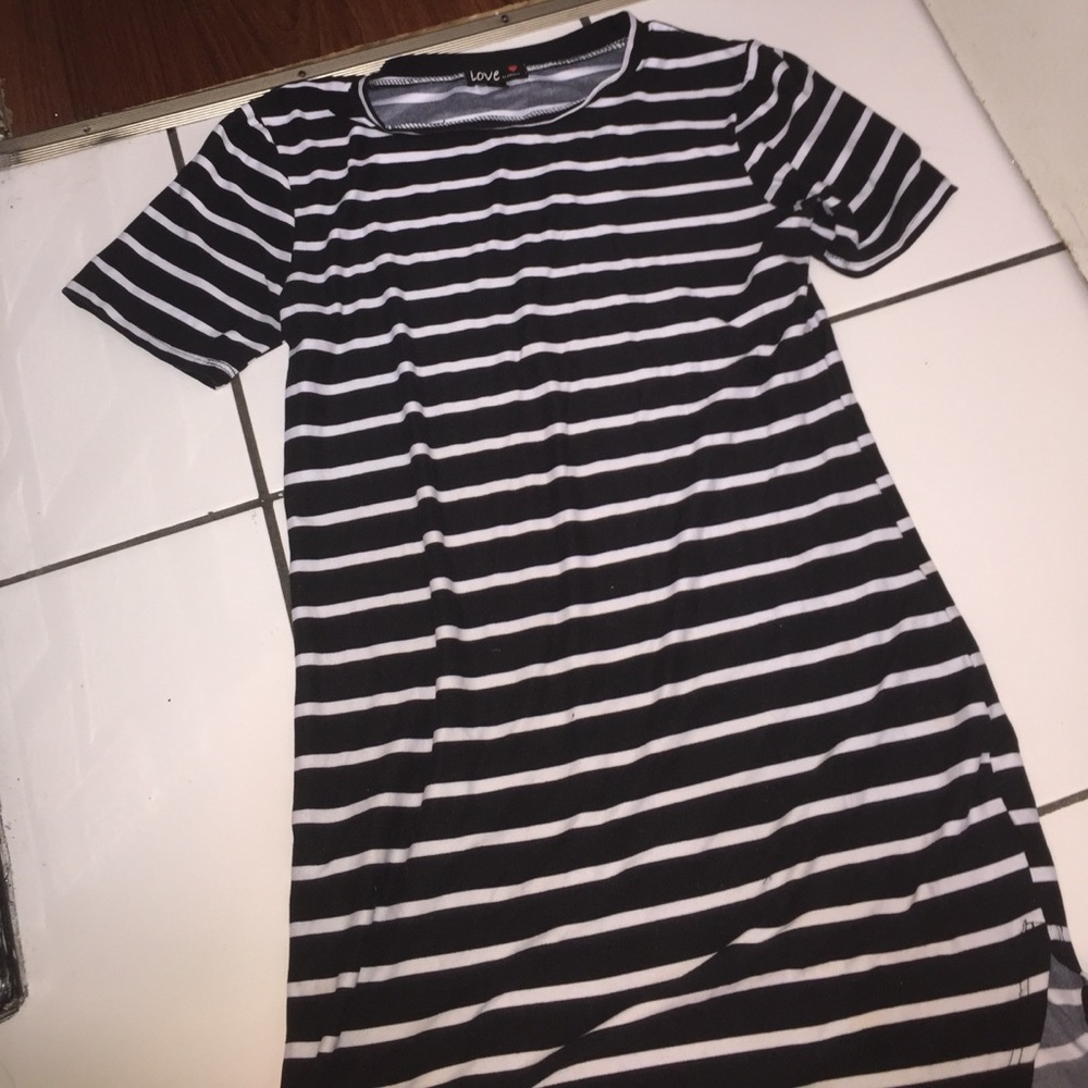 Striped black and white dress